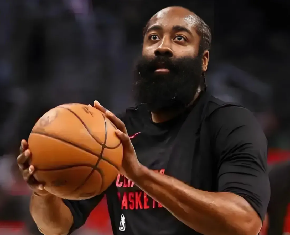 Ming迎来十二赛季出色发挥,SKT观众热烈欢呼!气势如虹延续 Ming迎来十二赛季出色发挥,SKT观众热烈欢呼!气势如虹延续