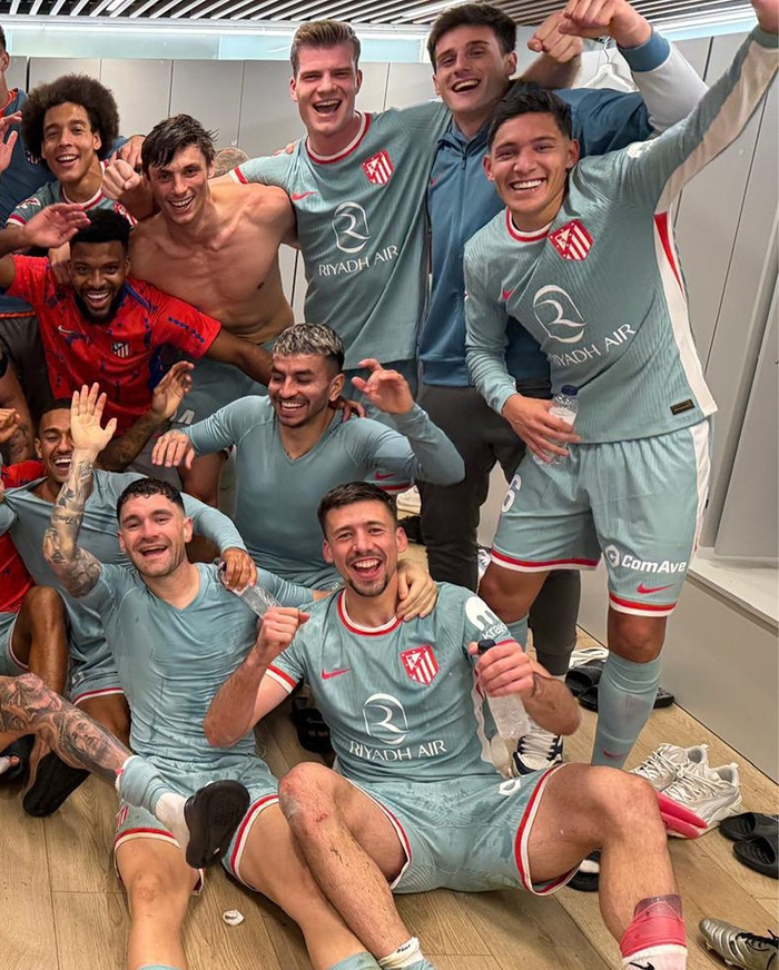 西甲今晚走向成谜，巴塞罗那队长鼓劲，媒体盛赞，更衣室氛围转暖的简单介绍